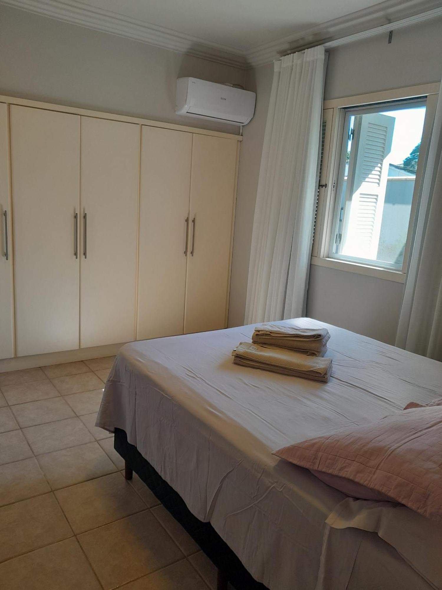 Holiday home Casa C Piscina, Churrasq E Wi-fi, Lazer Completo *